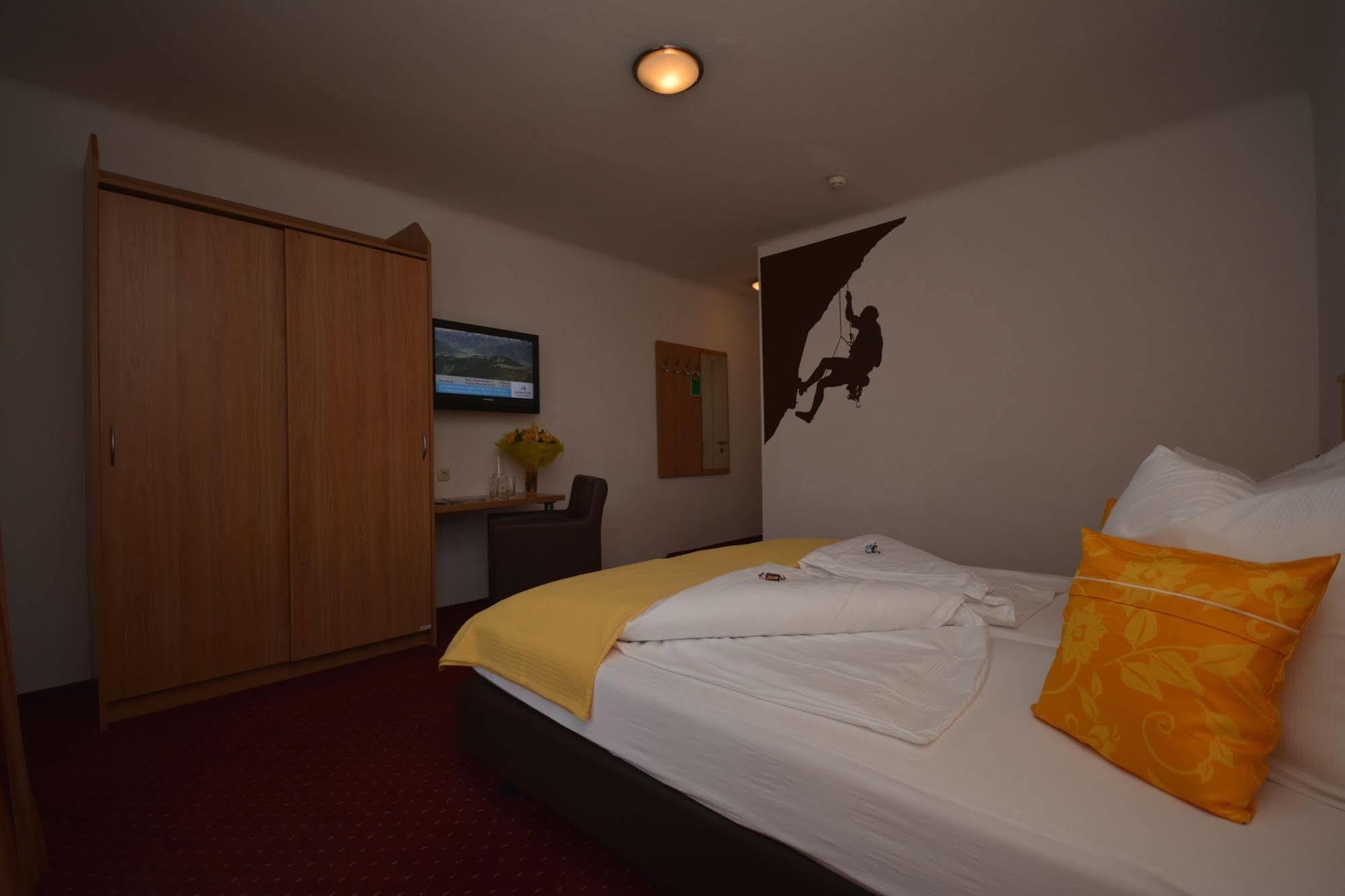 Sporthotel Kitz Fusch an der Glocknerstraße Esterno foto